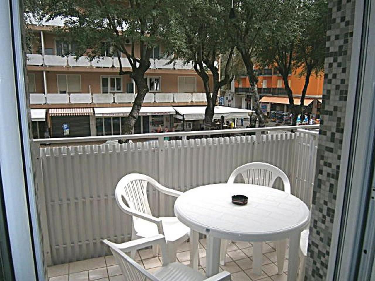 Jolly Apartment Bibione Exterior photo